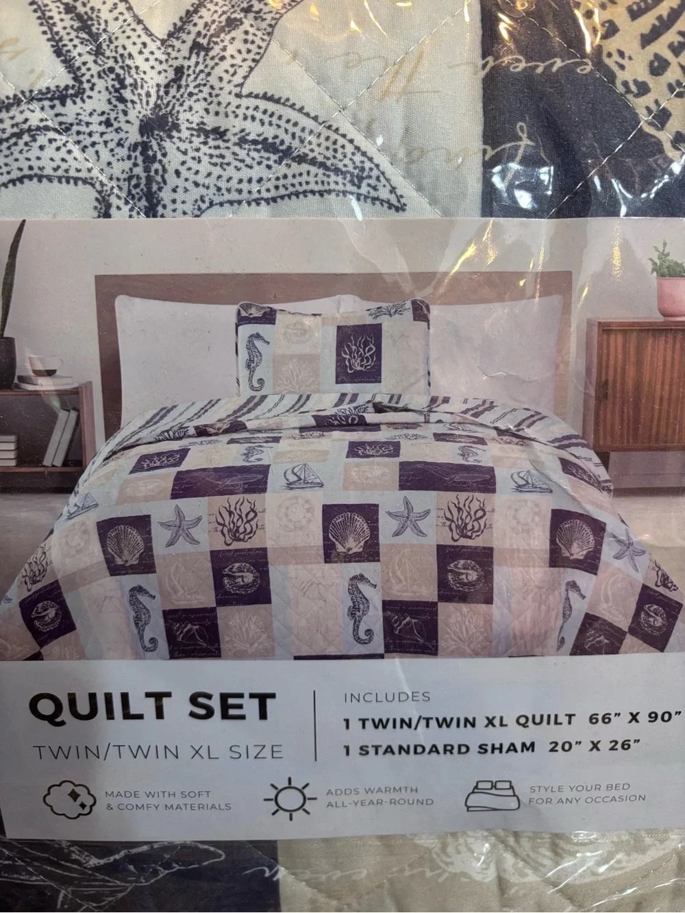 Coastal Patchwork Quilt Set - Twin/Twin XL in Navy and Cream